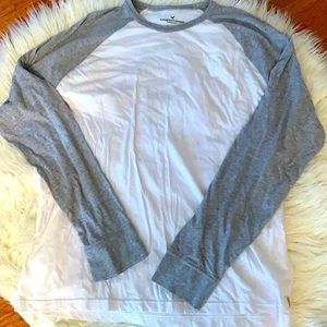 Men’s American Eagle baseball tee